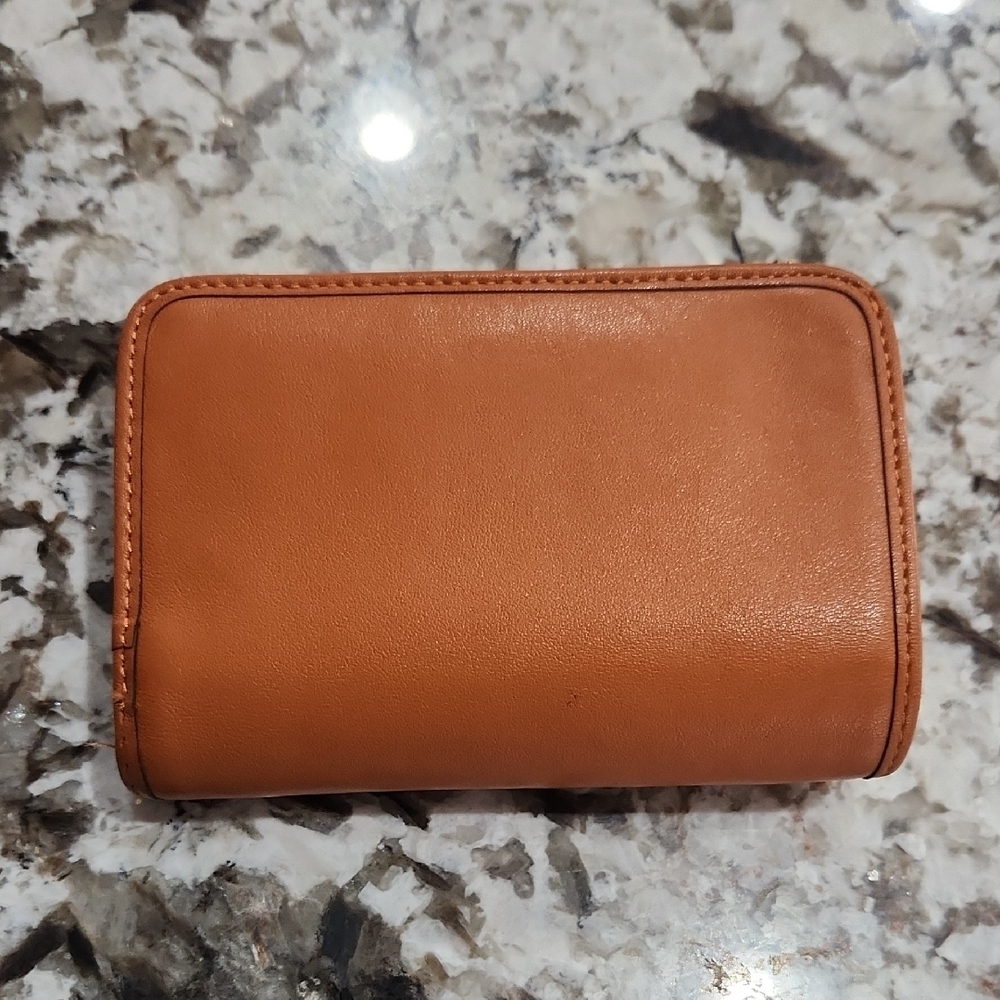 Coach Tan Leather Wallet with Gold Accent - Picture 2 of 6